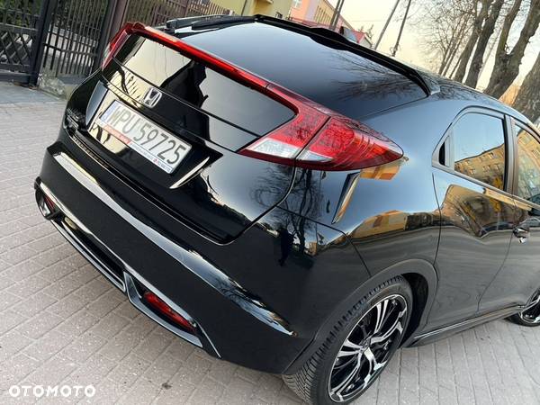 Honda Civic 1.6 i-DTEC Executive Black Edition - 12