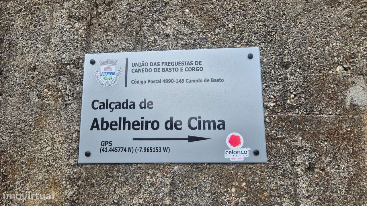 Artigo URBANO- 160 m2 área bruta - 842 m2 terreno - Para recuperar - Grande imagem: 4/9