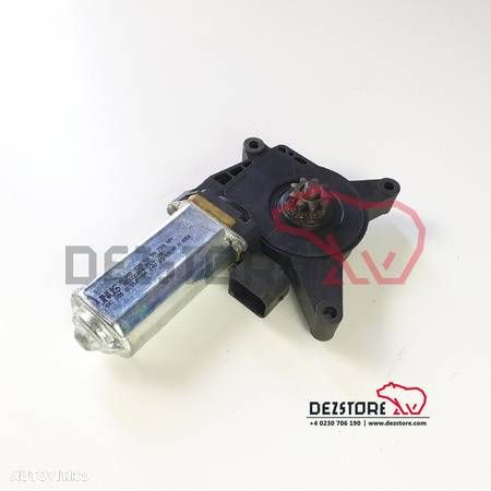 Motoras geam dreapta Mercedes Actros MP3 (A0008205208) - 2