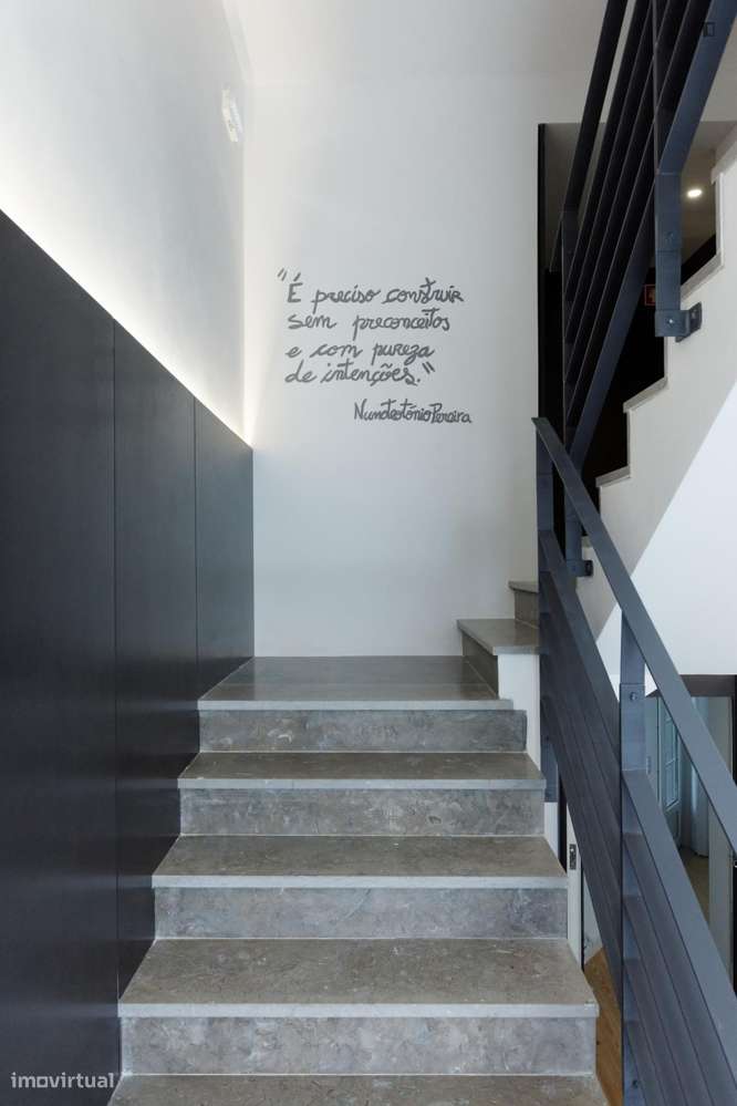 Apartamento com 1 quartos - localizado em Princípe Real Lisbon - Grande imagem: 1/7