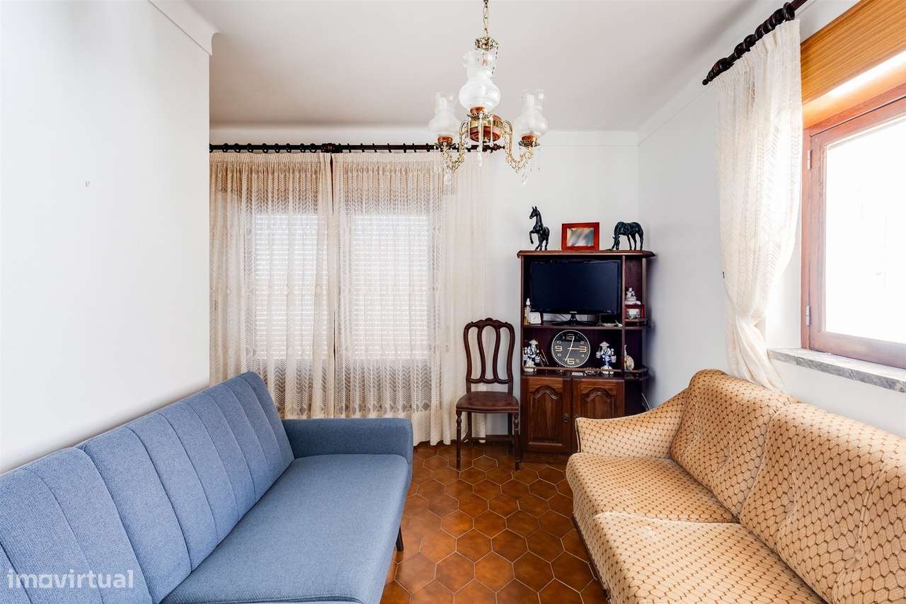 Apartamento T2 com Terraço e Garagem | Praia da Nazaré-6