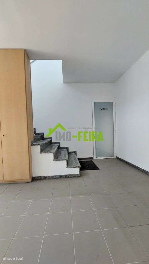 Pavilhão industrial , Fiães-26