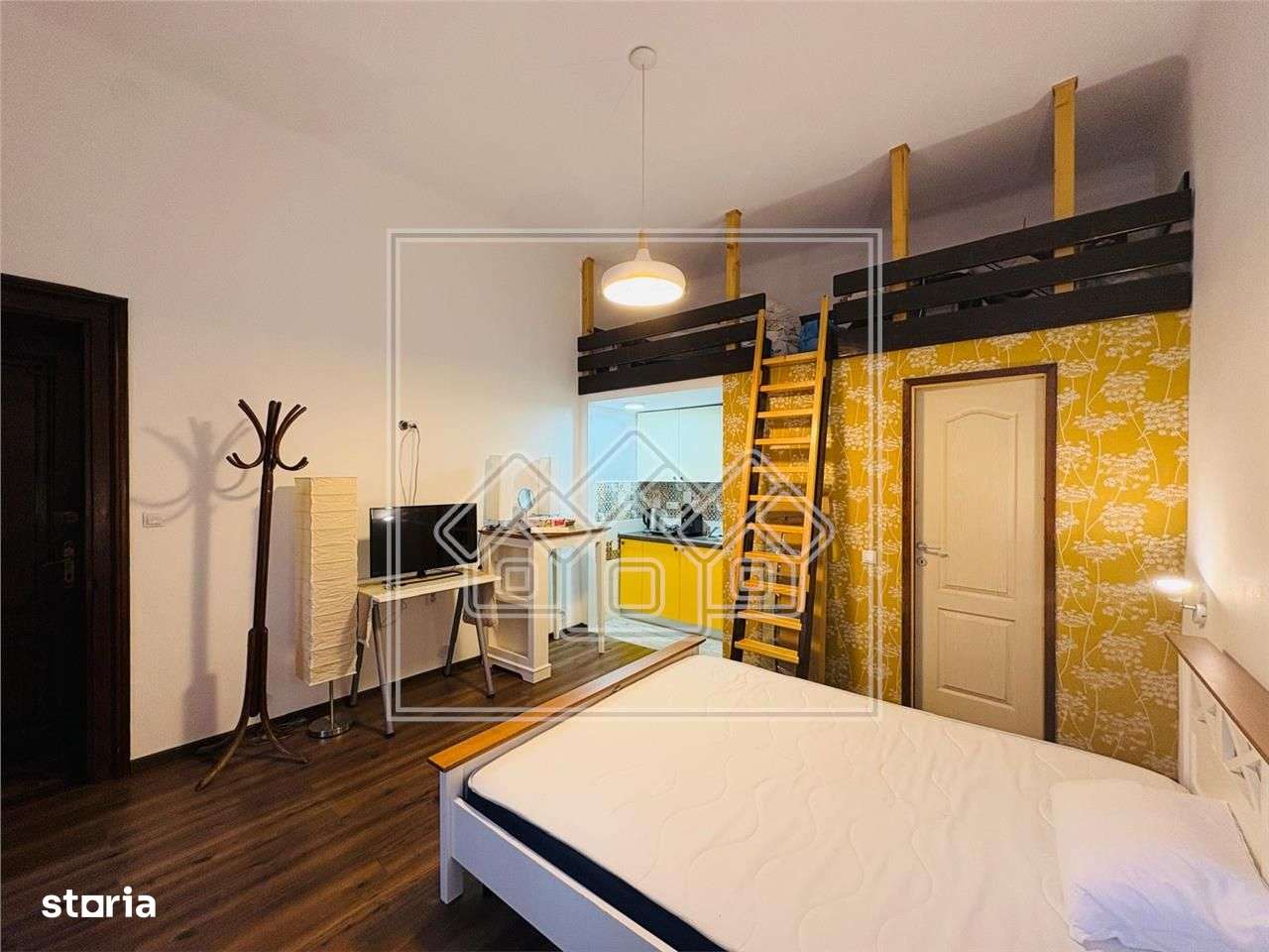 Ap cu 3 camere+pivnita mare, 65 mp utili, situat in Centrul Istoric - Imagine principală: 3/12