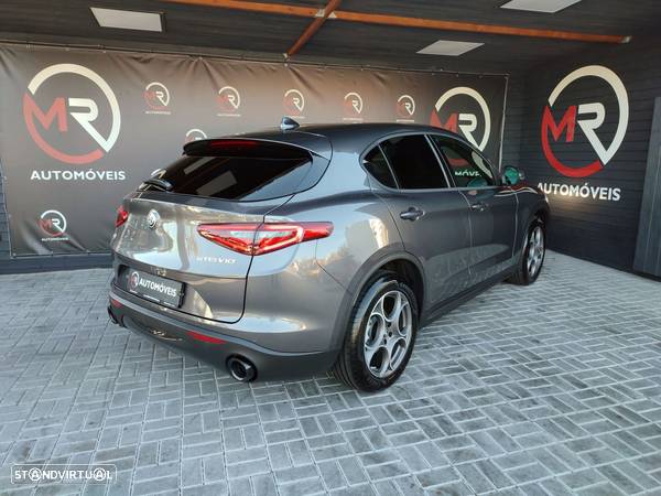 Alfa Romeo Stelvio 2.2 D Sprint Q4 AT8 - 9