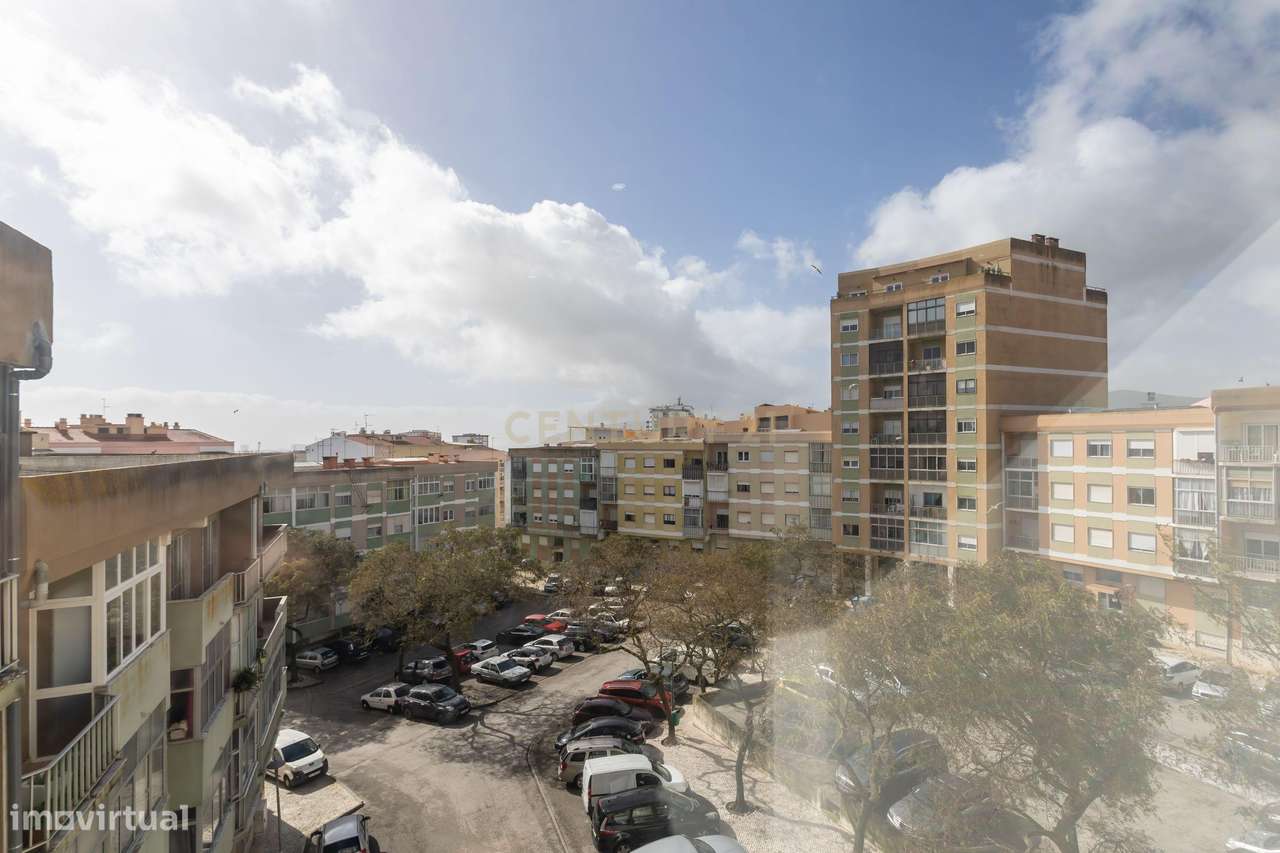 Apartamento T2 Remodelado - Setúbal-12