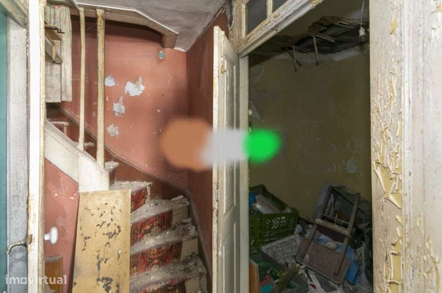 Moradia Geminada T2 para Reconstruir ao lado do Corte Inglês, em Gaia!-11