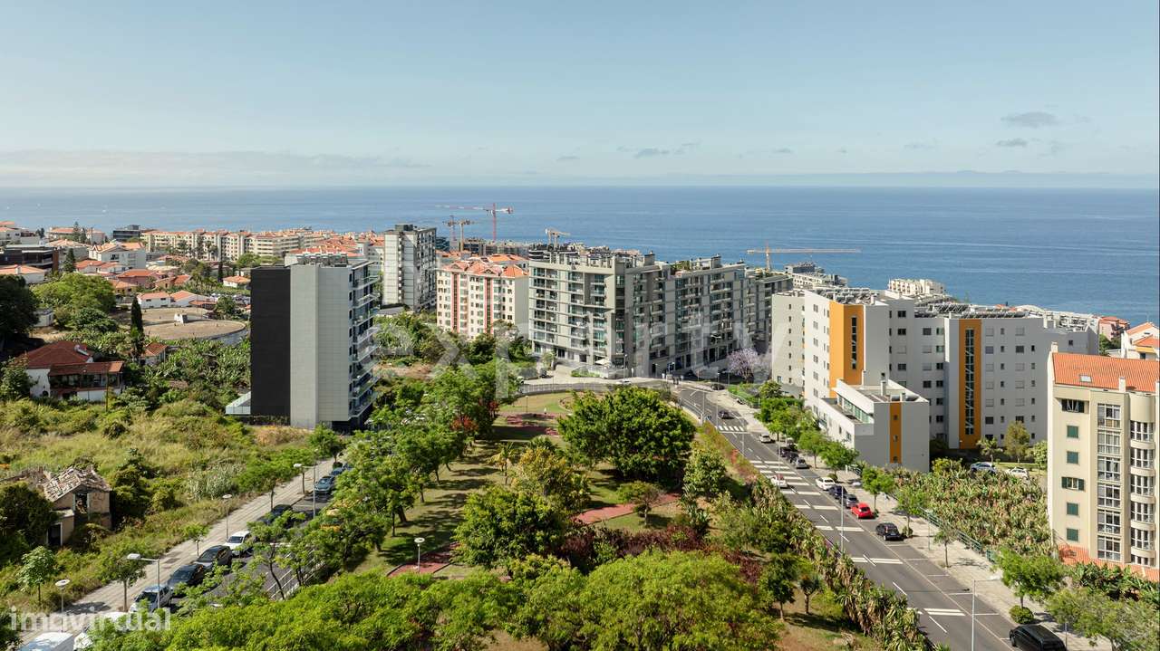 Apartamento T3 no Amparo, São Martinho-26