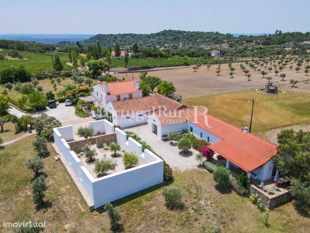 Quinta magnífica na Serra de S. Mamede com Turismo Rural