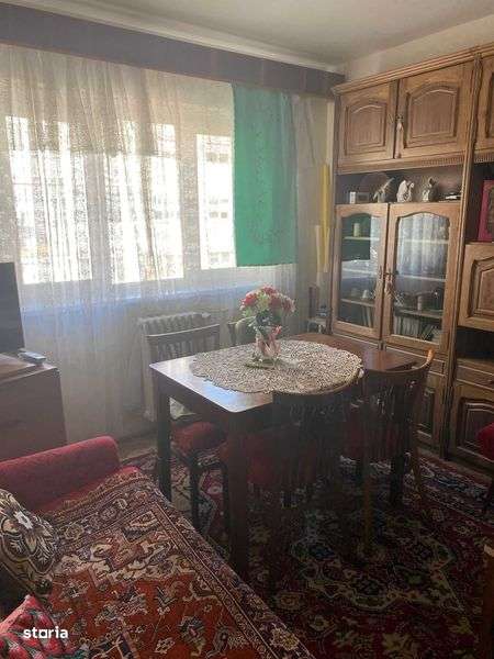Apartament 3 camere, 62 mp, decomandat - Zona Spitalului, Radauti — fotografia 1