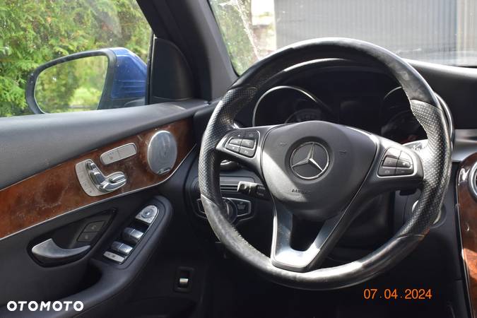 Mercedes-Benz GLC 300 4Matic 9G-TRONIC Exclusive - 12