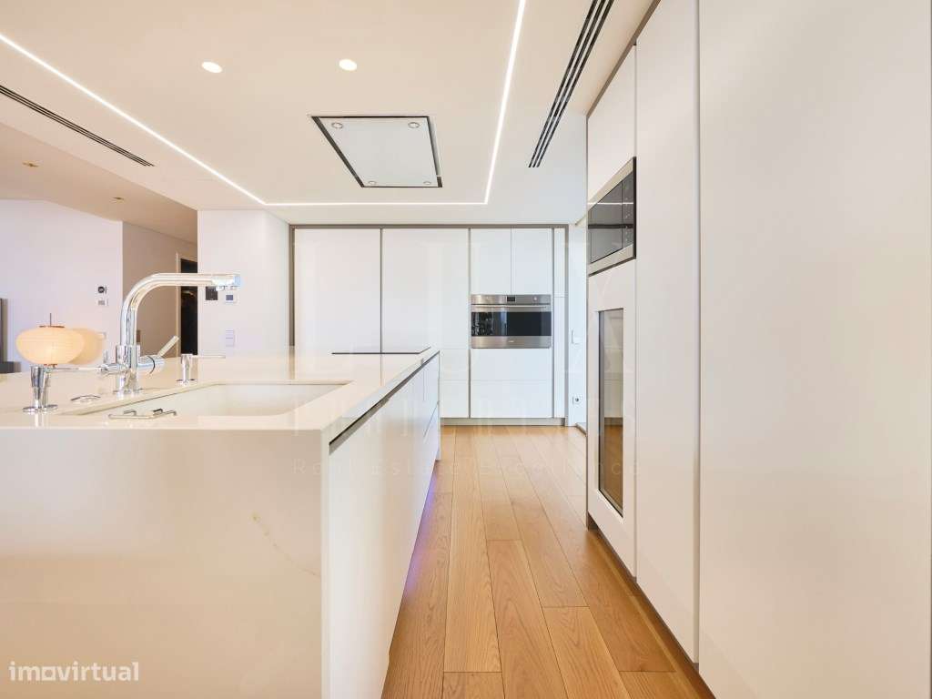 APARTAMENTO DE LUXO EM ZONA NOBRE DE LISBOA COM PISCINA E VISTAS SO...-23