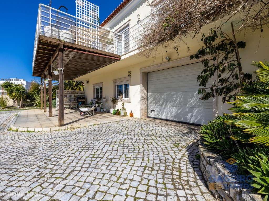 Moradia Independente T4 +1 em São Martinho do Porto-53