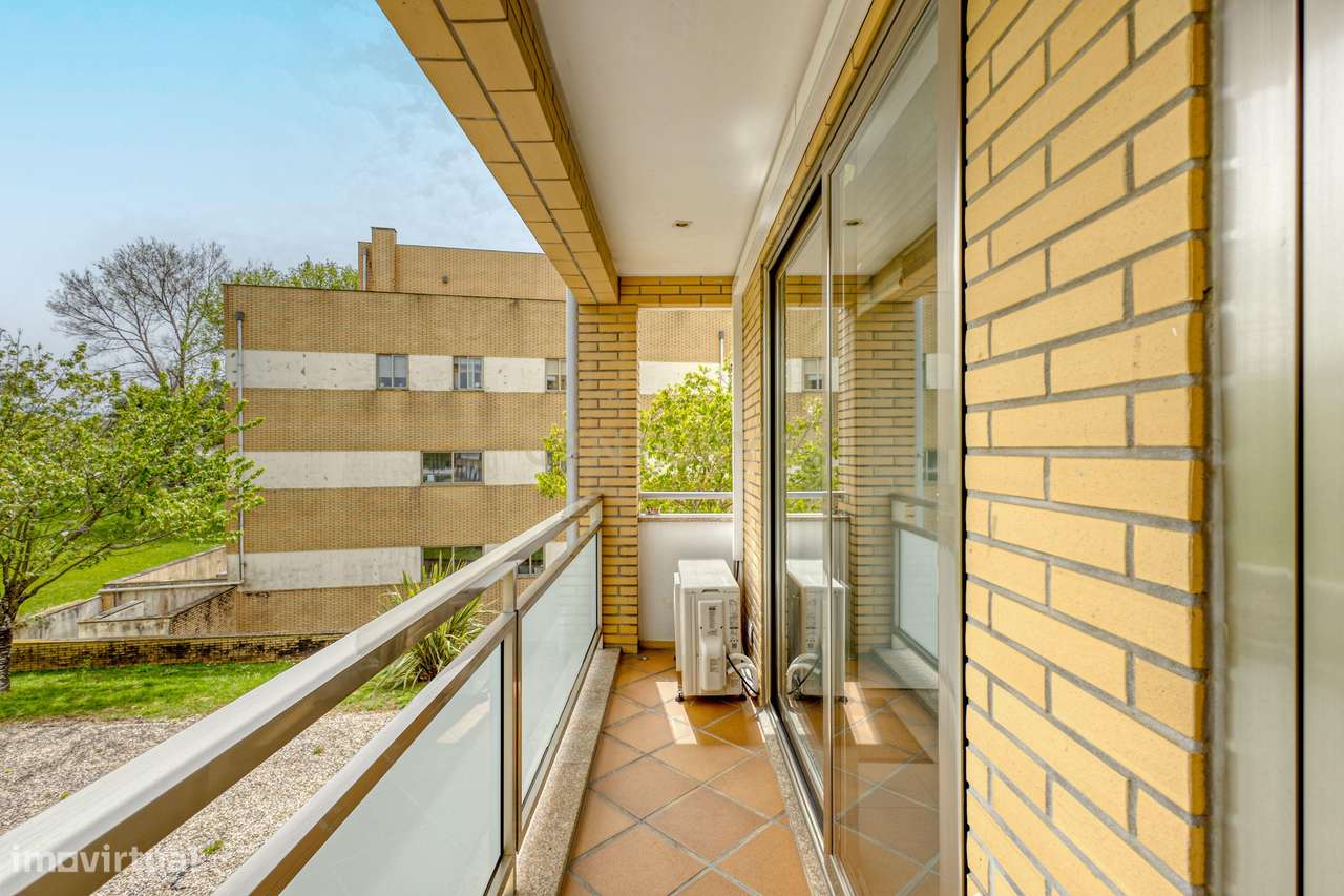 Espetacular T3 de 3 frentes a cinco minutos da praia da Granja-8