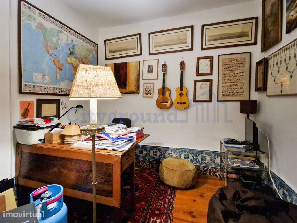 Apartamento T2+2 no Largo do Carmo-9