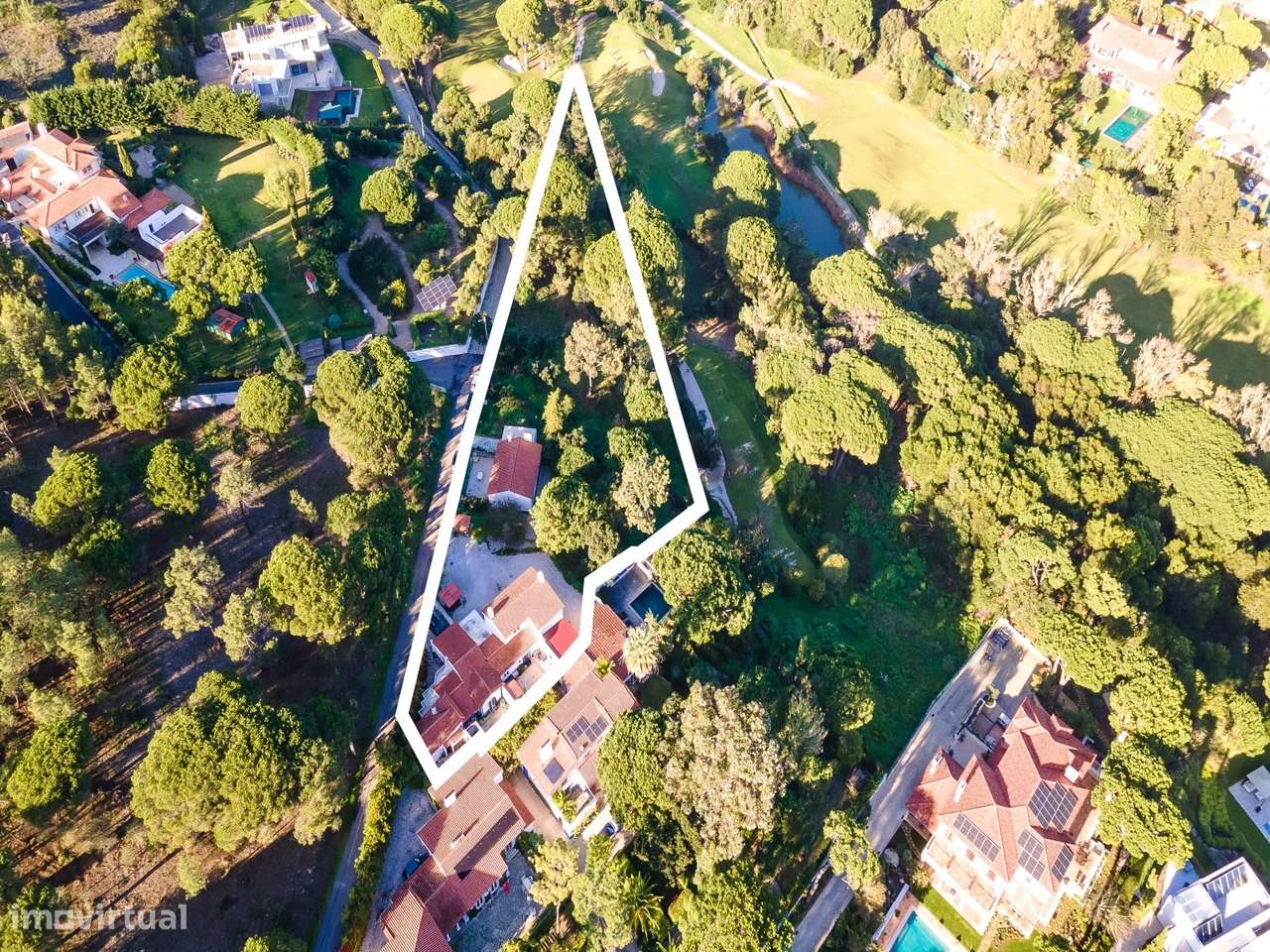 Lote terreno  junto ao Campo de Golfe do Estoril – Privacidade e Exclu - Grande imagem: 4/36