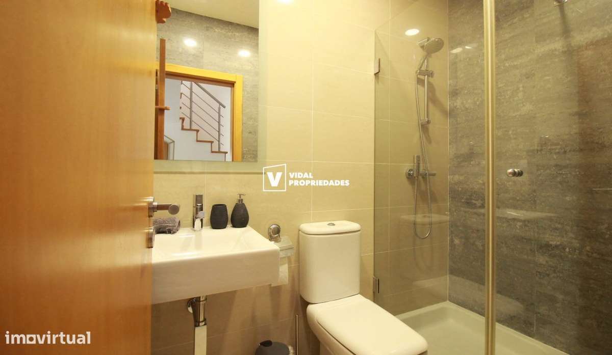 Moradia T3 com piscina e garagem-6