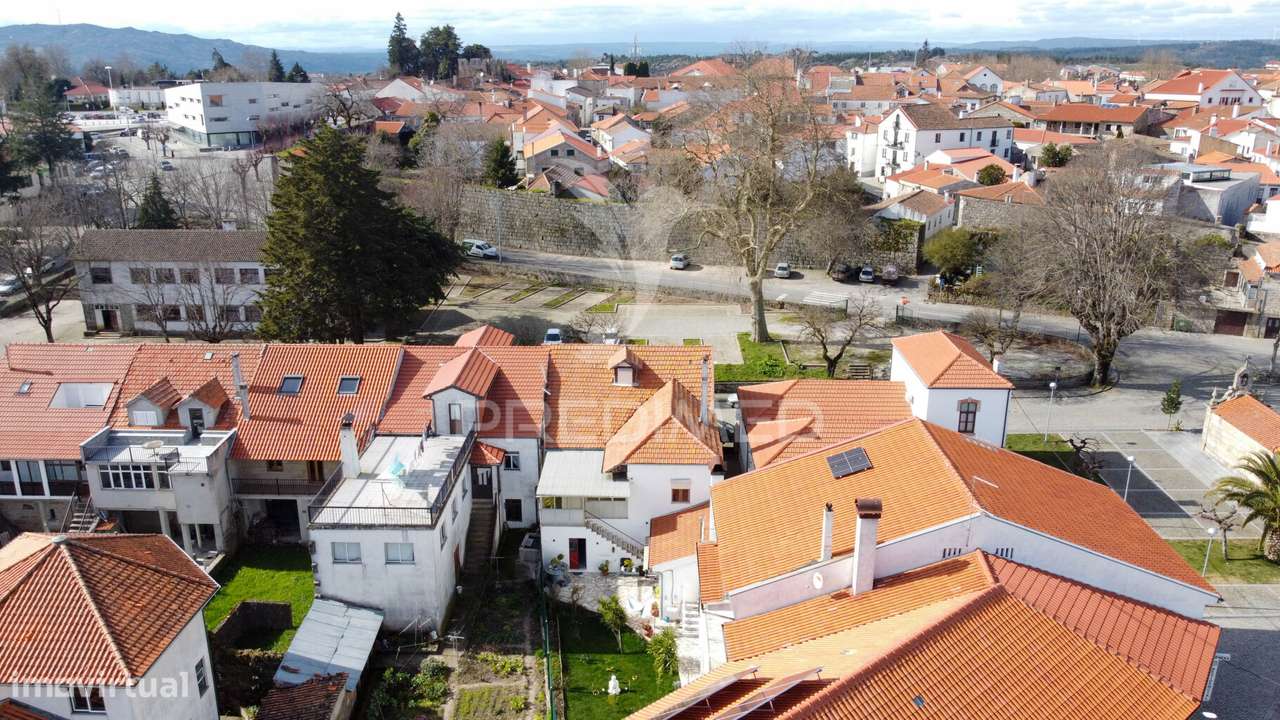 Moradia em Trancoso – Oportunidade em Localização Privilegiada - Grande imagem: 5/19