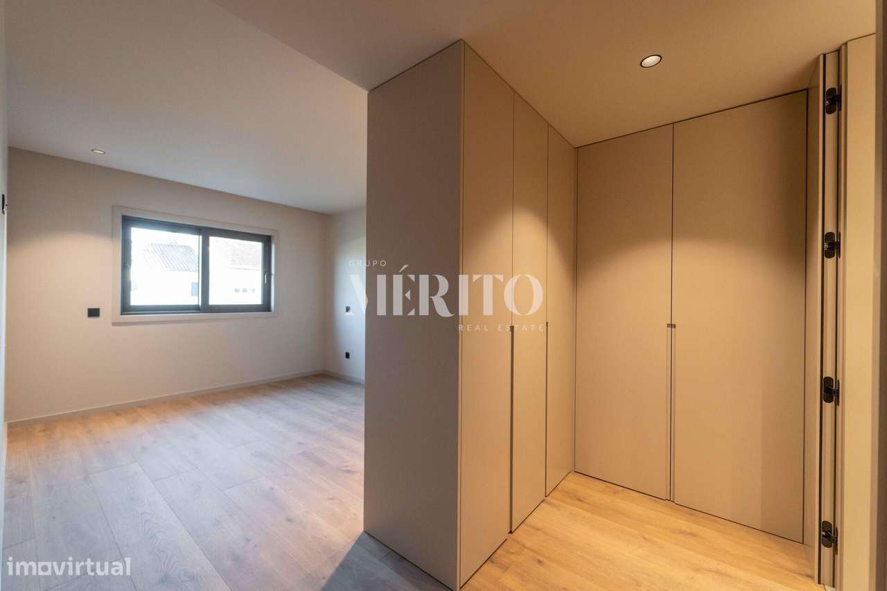 Apartamento T2 Novo para Arrendamento - Grande imagem: 4/17