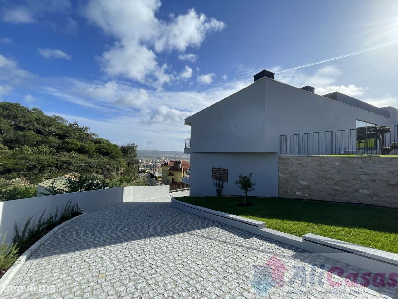 **Apartamento Único à Venda com vista para a Baía**-16