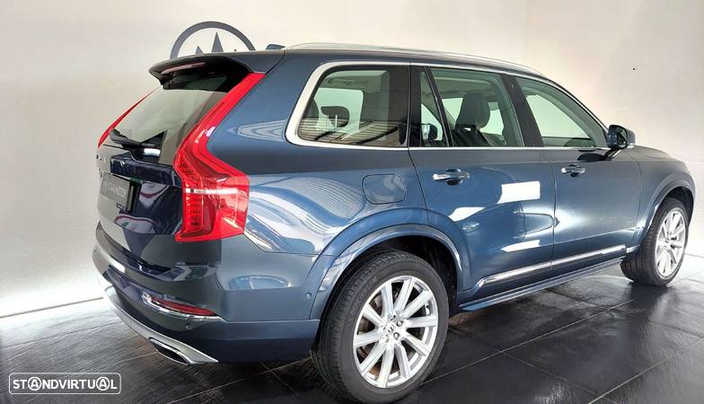 Volvo XC 90 - 33