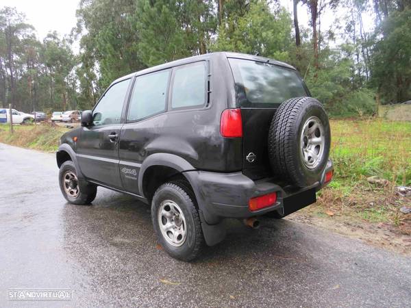 Nissan Terrano II 2.7 D (125Cv) de 2000 - Peças Usadas - 3