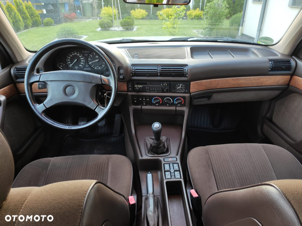 BMW Seria 7 730i - 19