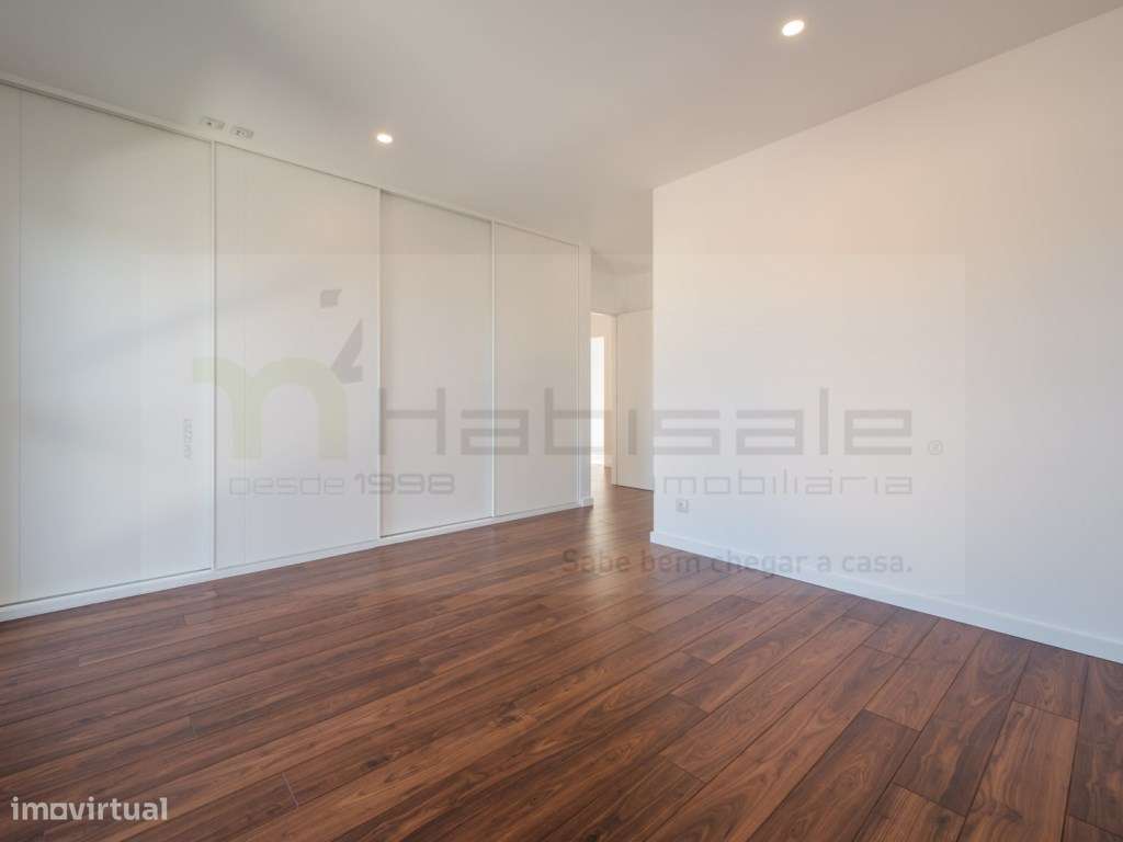 Moradia T3, situada em Areia Cascais, a curta distância da praia do...-29