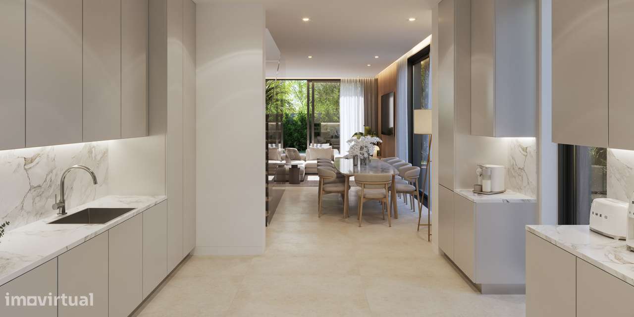 Moradia T4 com piscina, garagem e vista jardim e serra-16