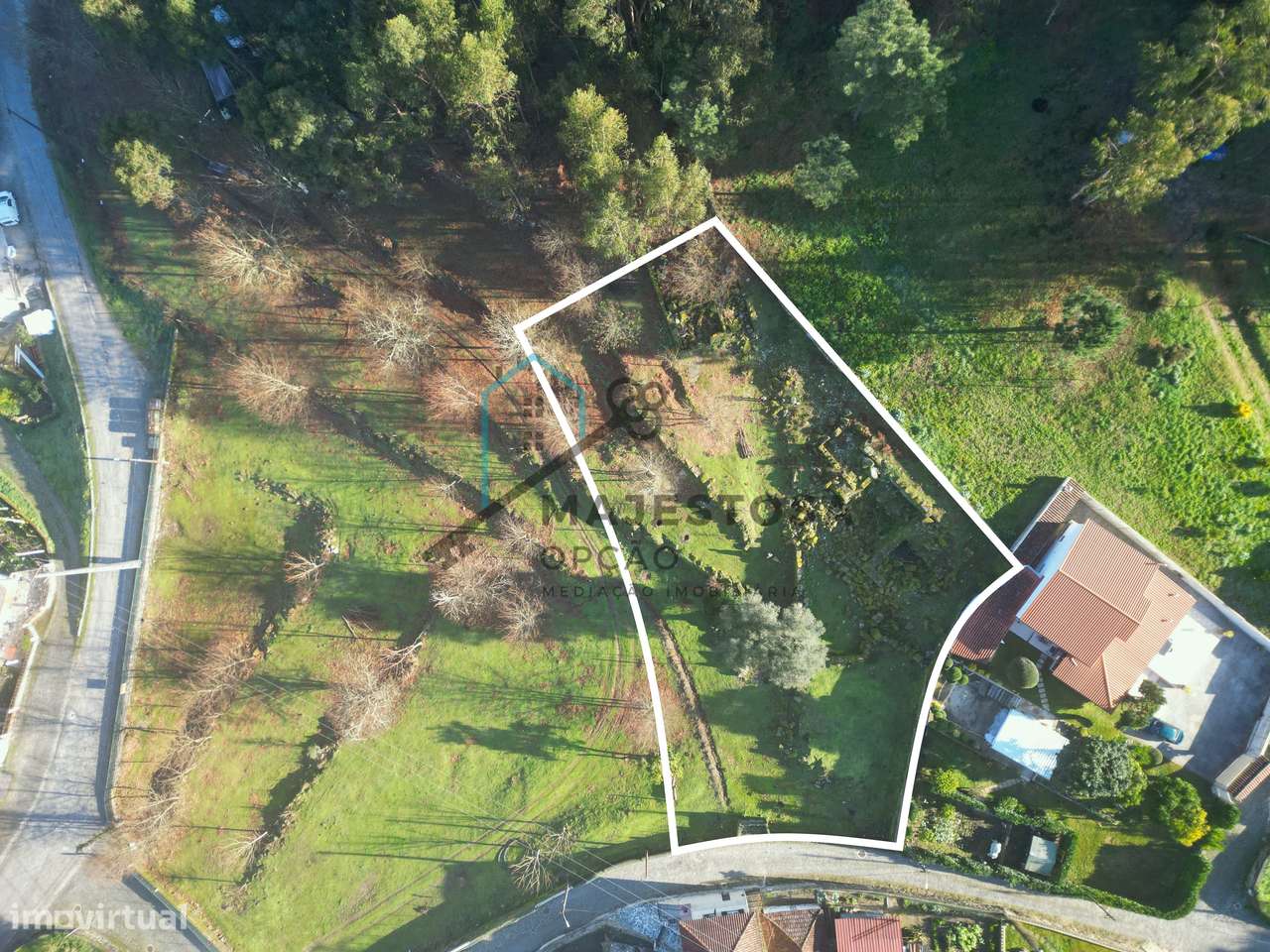 Terreno Urbano com 1.335 m² — Arosa, Guimarães-7