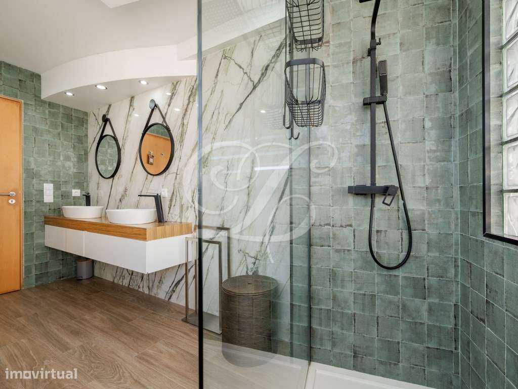 Moradia T4+1 com piscina, jardim relvado e área de barbecue | Cascais-40