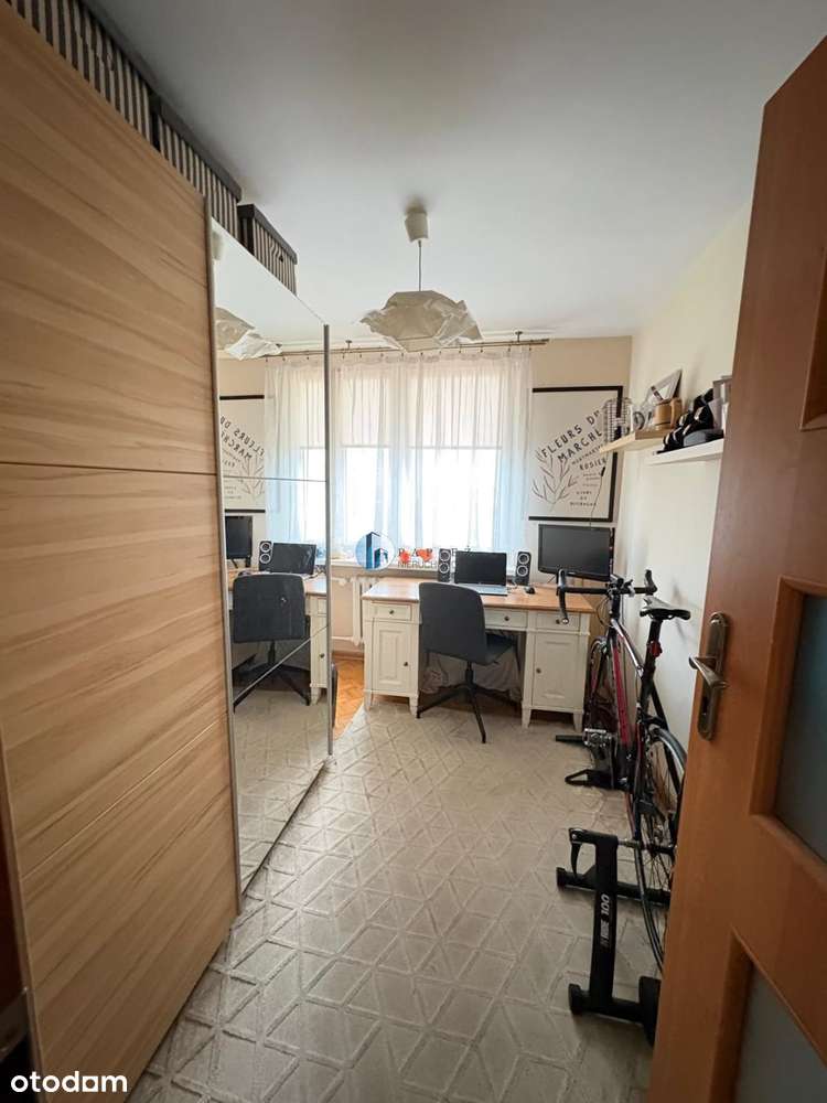 3 rozkładowe pokoje z osobną widną kuchnią-9