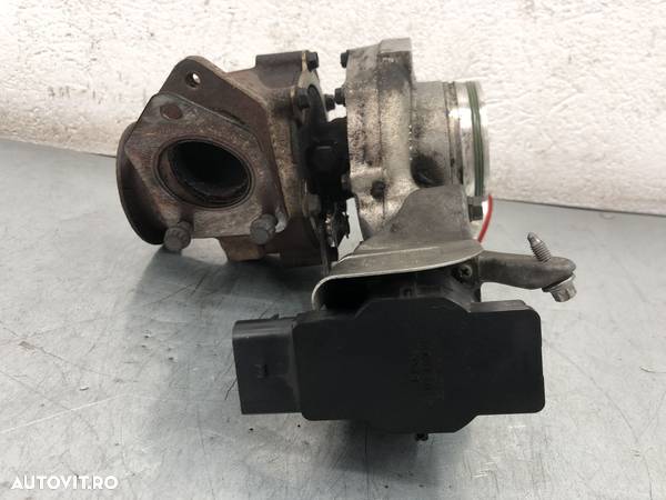 Turbosuflanta turbo turbina BMW E90 320d  N47D20C 177cp - 2