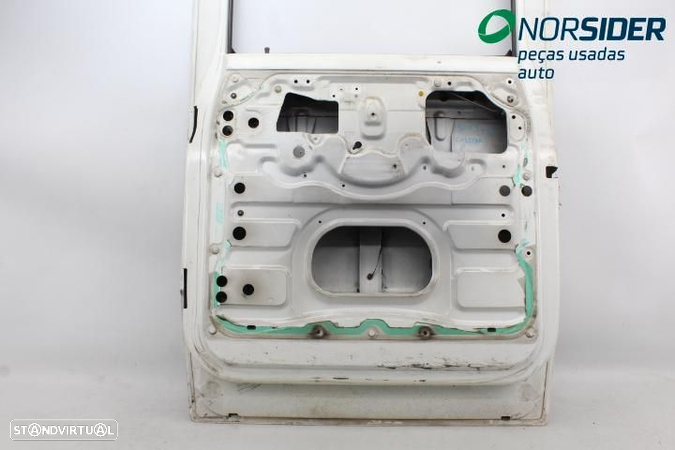 Porta tras direita Nissan Cabstar|00-04 - 6