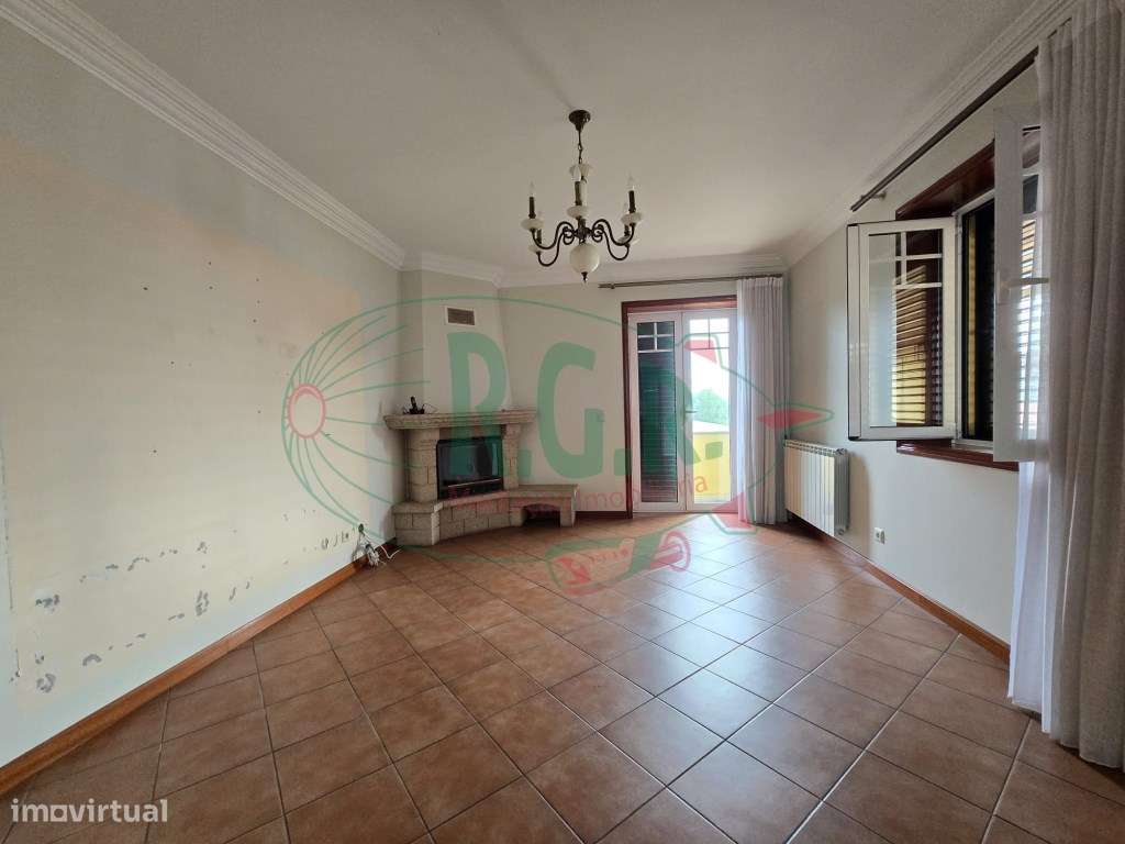 Moradia T4 | 4 Frentes | Jovim - Grande imagem: 5/56