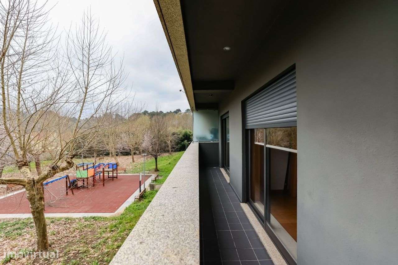 Apartamento T3 C/ Lugar Garagem-11