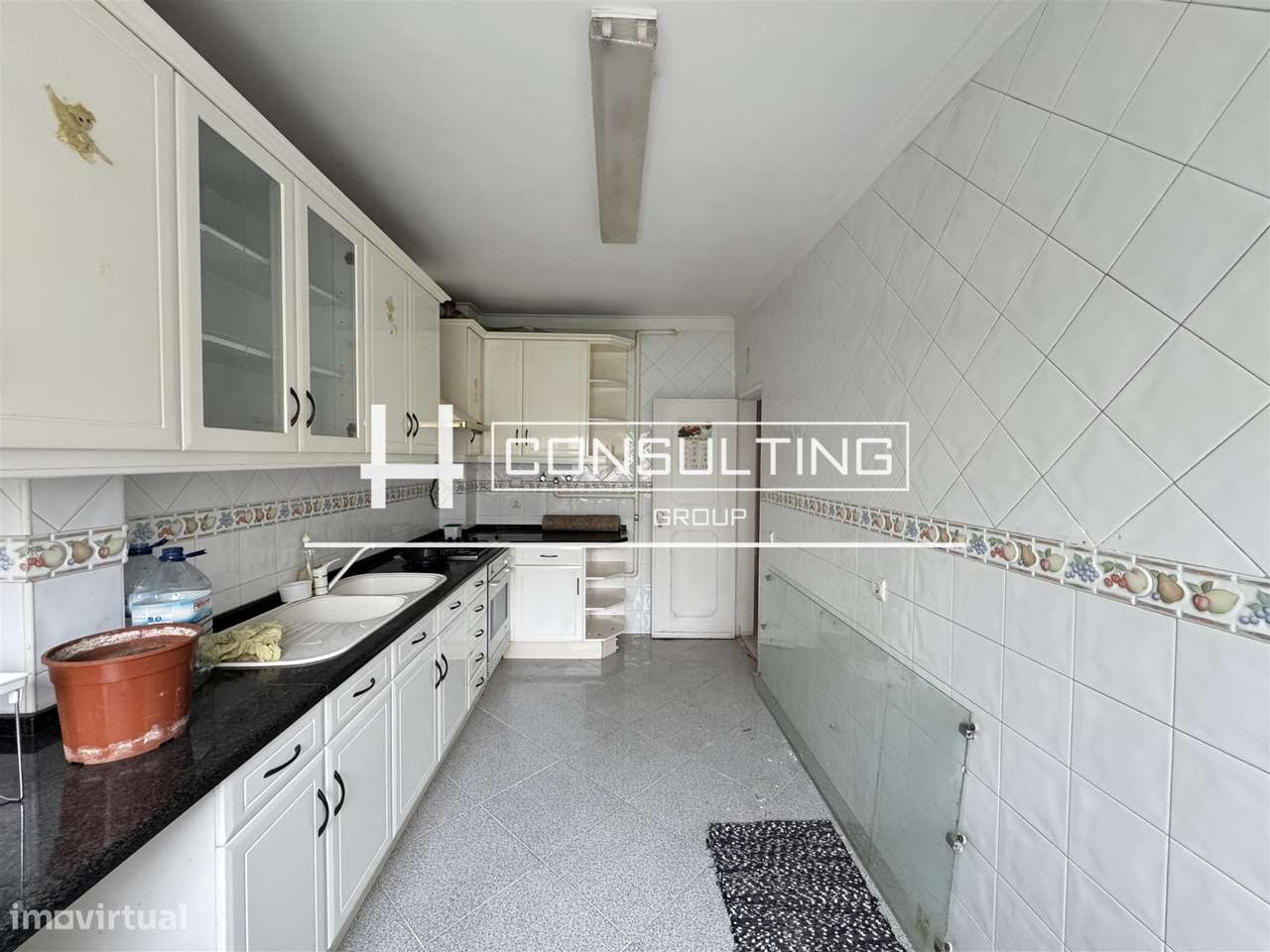 Apartamento T3 Venda em Mina de Água,Amadora-26