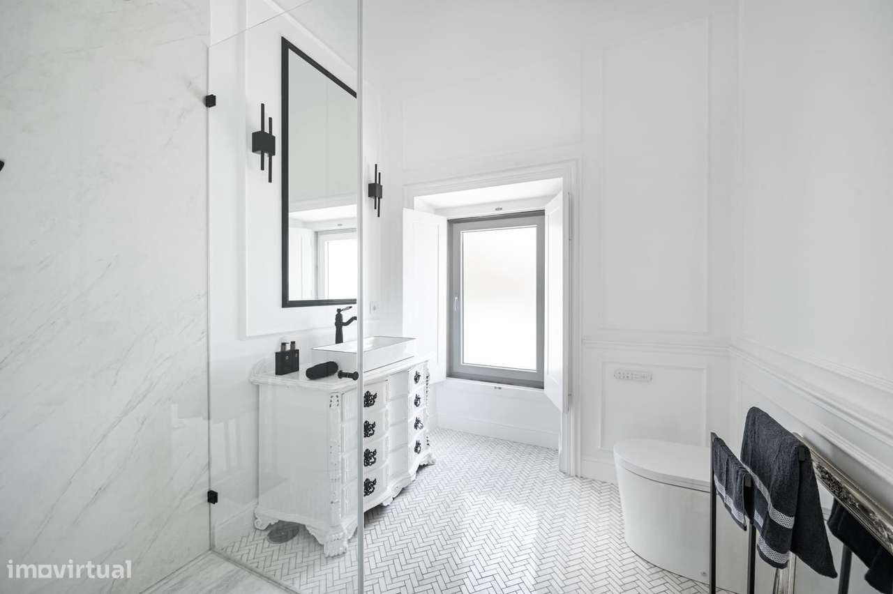 Moradia T3 + 1 com piscina, Centro Cascais, Cascais-10