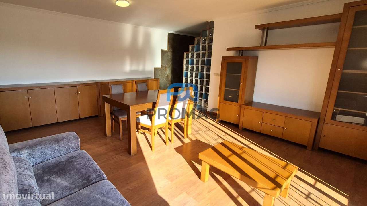 Harmonioso Apartamento T3 em Alfena-12