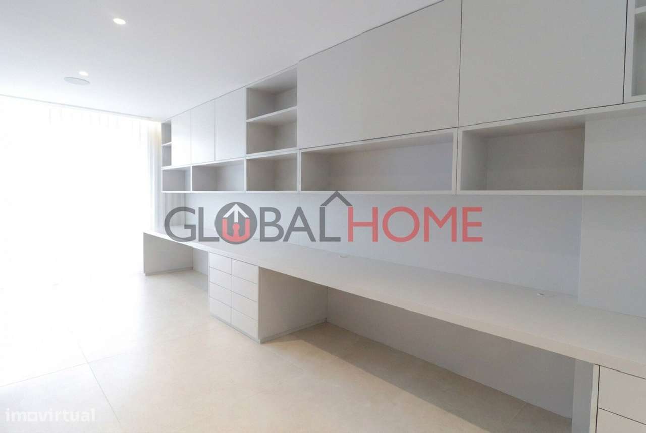 Moradia T5 com piscina na Quinta das Luzes-55