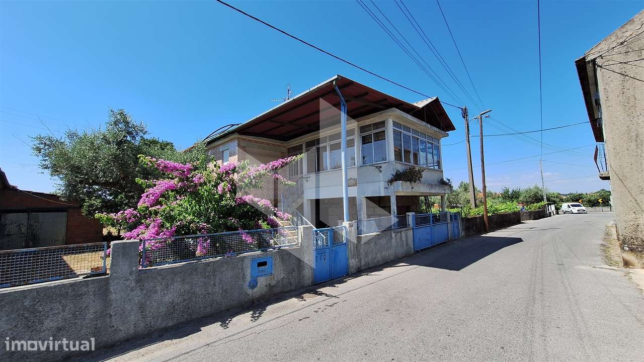 Moradia Isolada T4 Venda em Lajeosa do Dão,Tondela - Grande imagem: 2/18