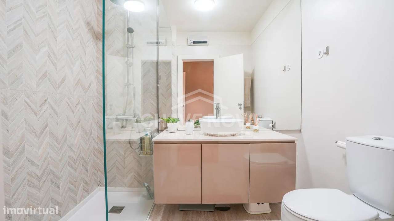 T2 Renovado c/ Lugar de Garagem na Alameda Jardins da Arrábida-19