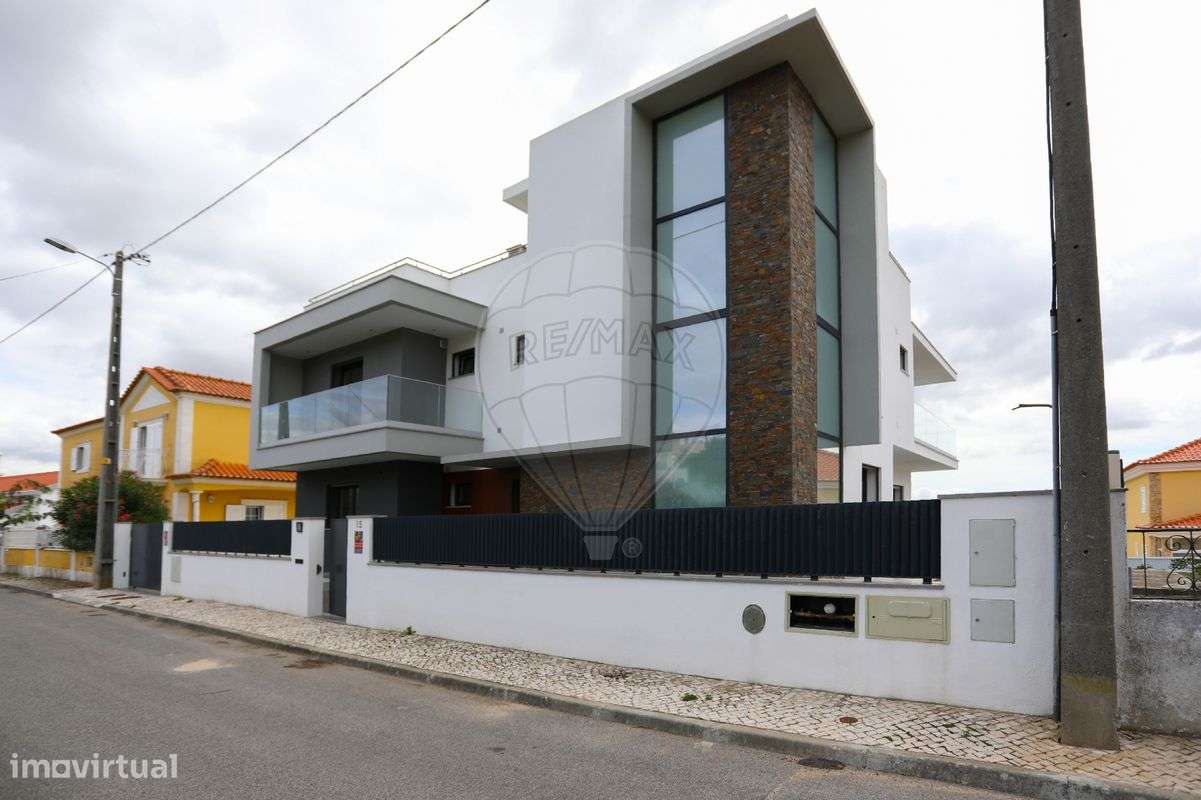 Moradia T5 para venda - Grande imagem: 3/50