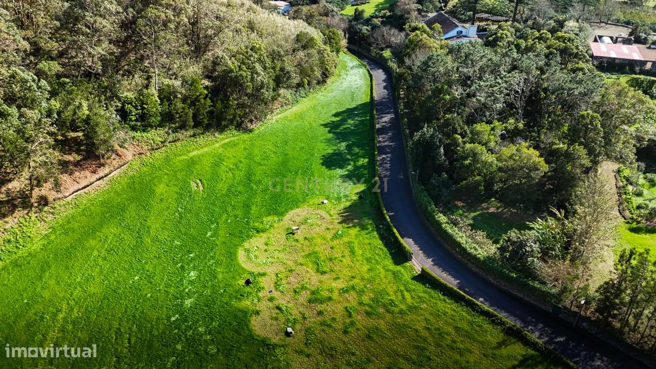 Terreno Exclusivo para Construção na Caloura – 10.095 m² com Vista Mar - Grande imagem: 5/27