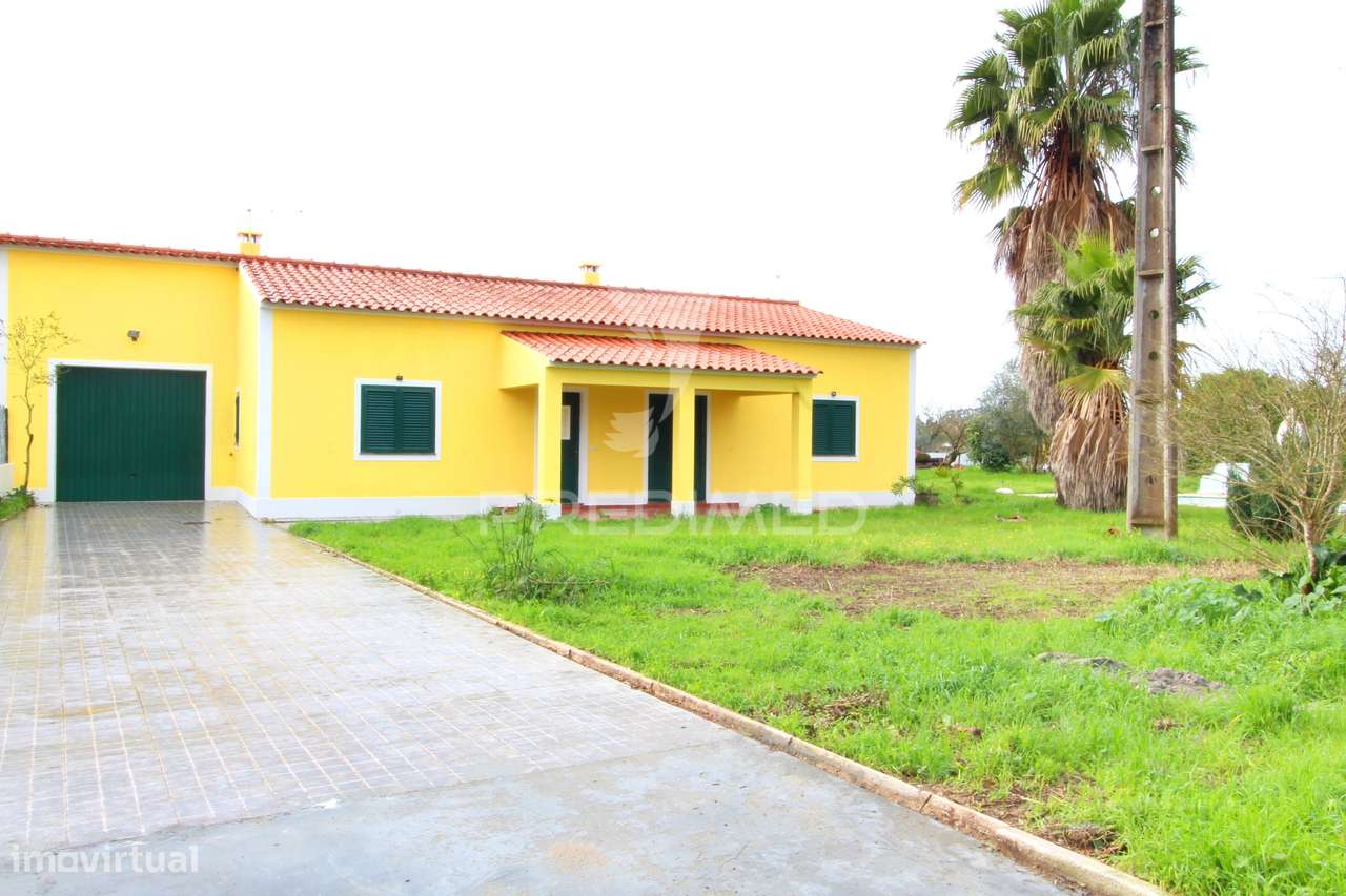 Moradia T3 com Piscina - Grande imagem: 3/32