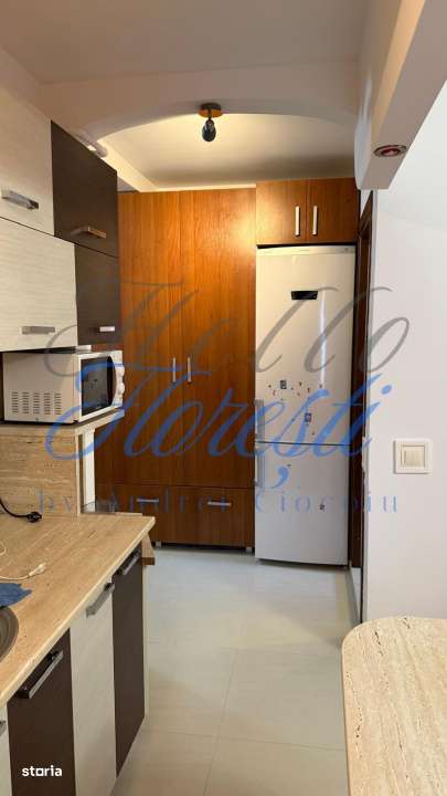 Apartament cu 2 camere, balcon inchis si parcare in Floresti zona Stej - Imagine principală: 4/15