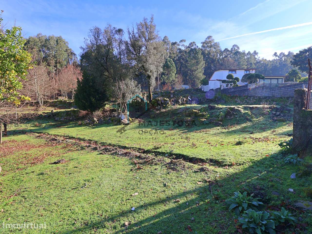 Terreno Urbano com 1.335 m² — Arosa, Guimarães-9