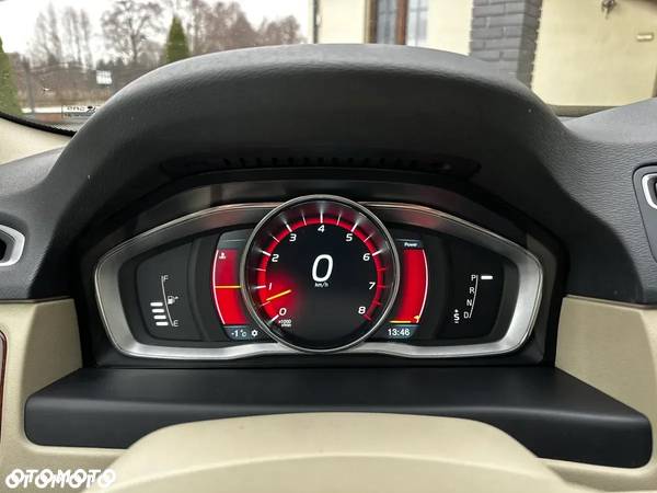 Volvo XC 70 3.2 AWD Summum - 25