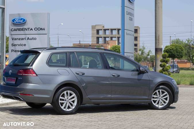 Volkswagen Golf - 12