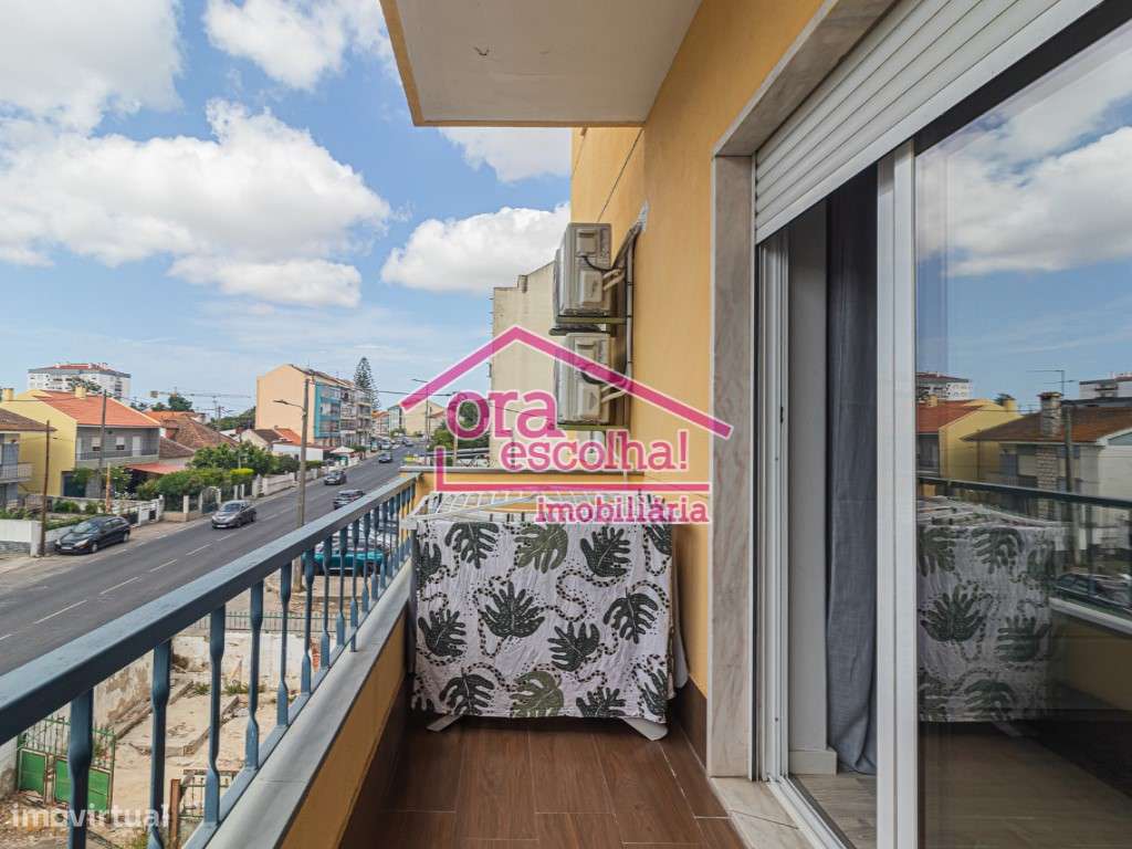 Apartamento T3 Totalmente Remodelado com 100 m2 no Cavadas - Seixal!-13