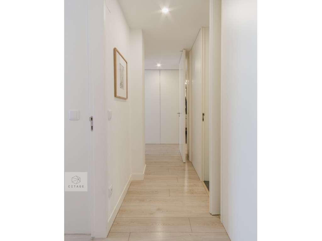 Apartamento T3 com garagem Amoreiras-20
